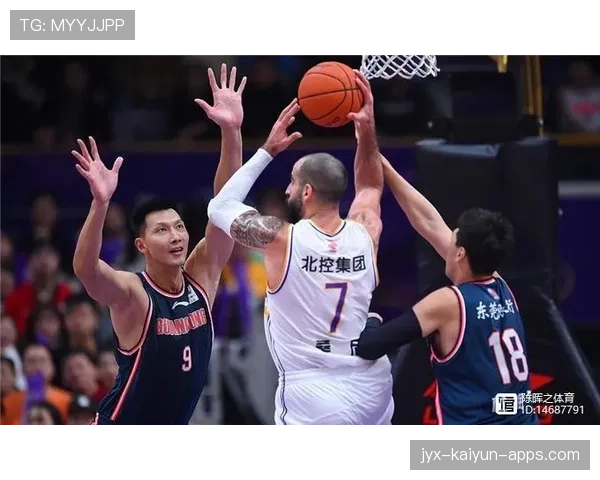 博塔弗戈进攻端配合不够默契，博塔佛戈对累体育